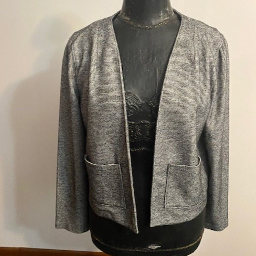 J. Crew 365 Black Marled 2 pocket cropped blazer, size M